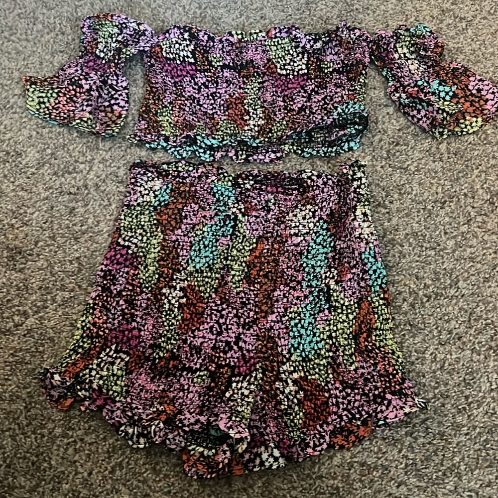 Off the shoulder crop top two piece set